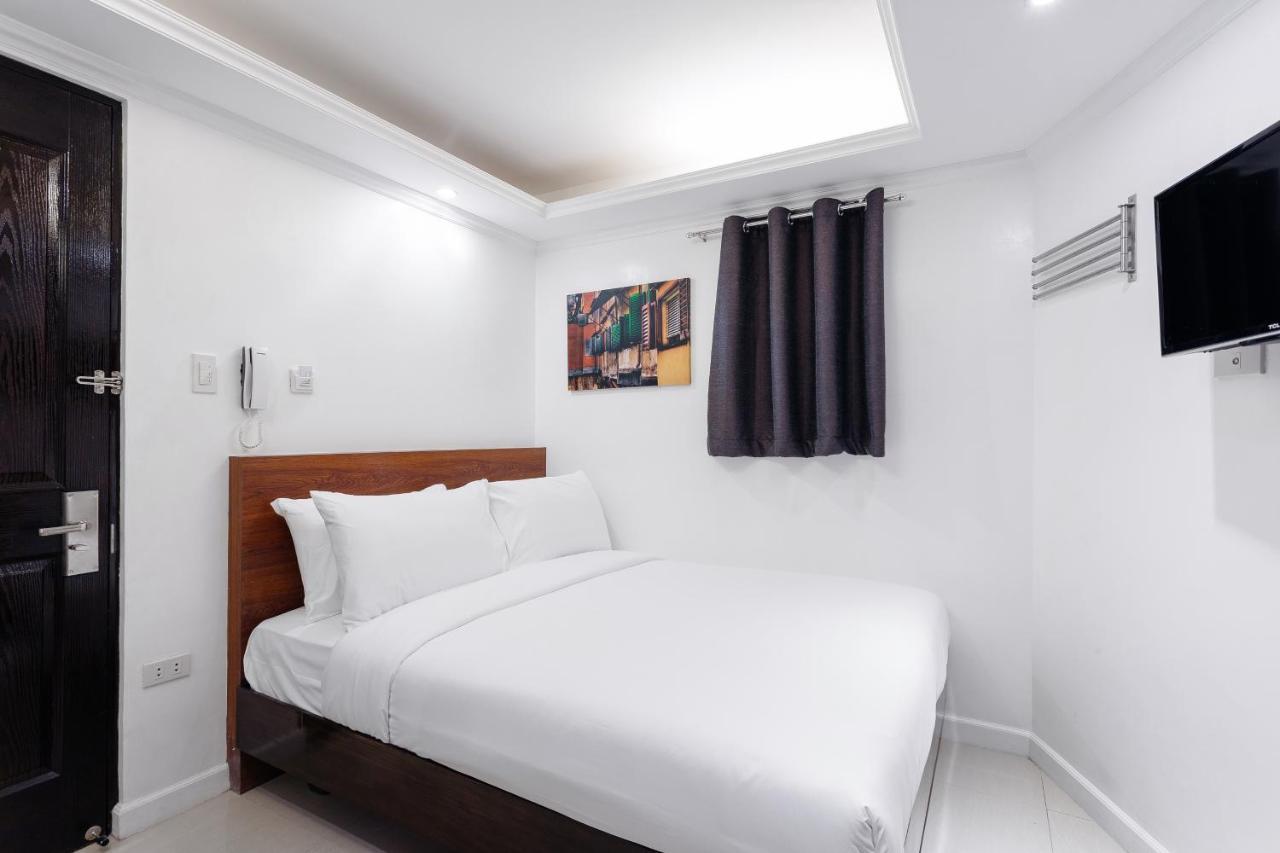 Nest Nano Suites Poblacion - Makati Makati City Exterior foto