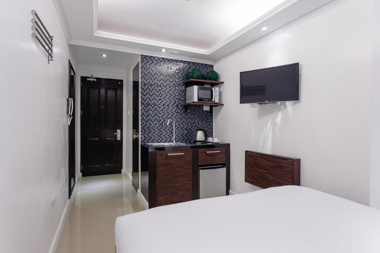 Nest Nano Suites Poblacion - Makati Makati City Exterior foto